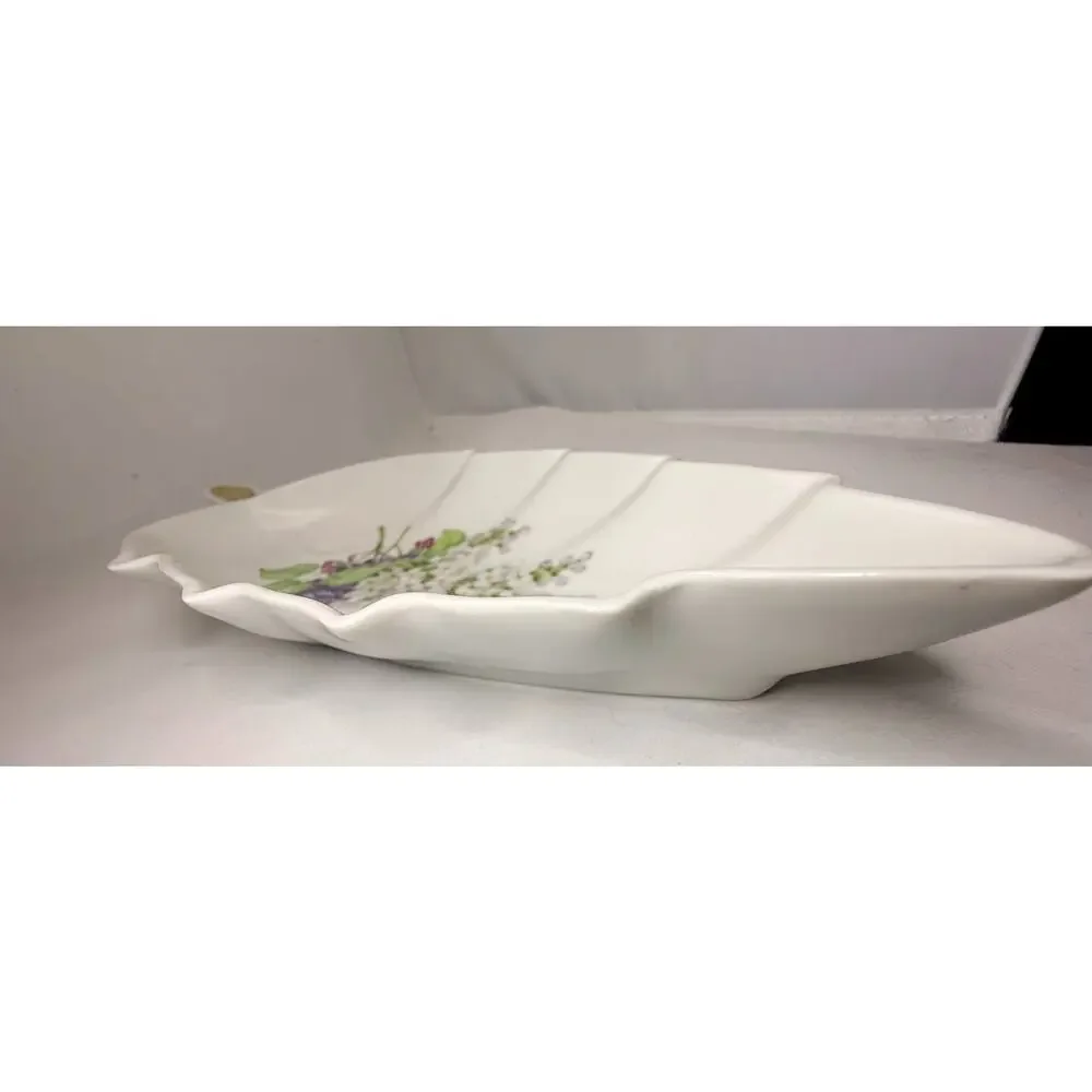 Vintage Old Nuremberg Bavaria Germany Porcelain Leaf Dish Floral Gold Accent
